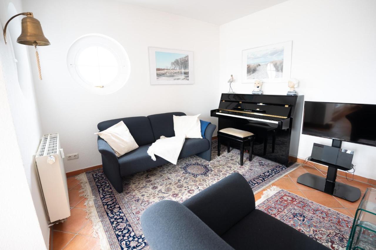 Villa Duene Mit Grosser Sonnenterrasse, Kamin, Wlan Und Tiefgarage Fuer 2-4 Personen Ostseebad Kühlungsborn 외부 사진